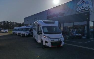 DETHLEFFS JUST CAMP T7052 DBL ACTIVE